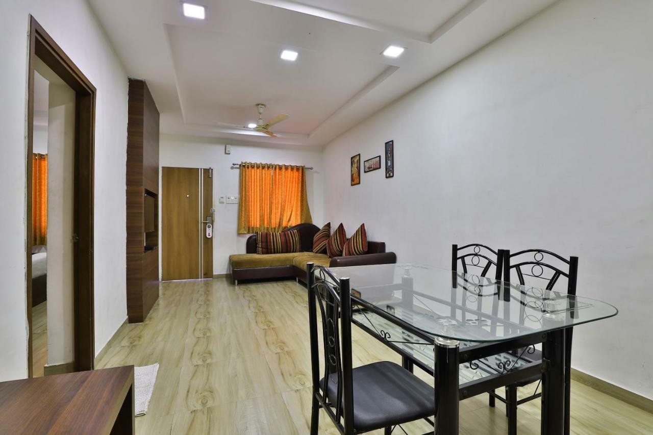 Banyan Paradise Resort Vadodara Buitenkant foto
